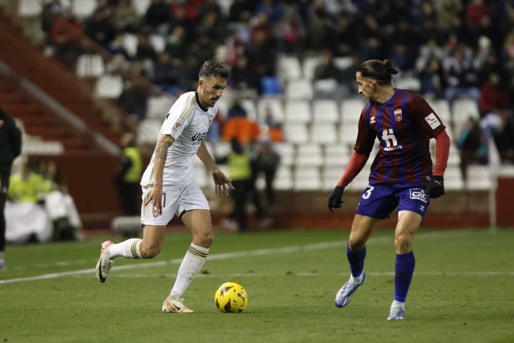 nhan-dinh-soi-keo-eldense-vs-albacete-luc-22h15-ngay-16-11-2024