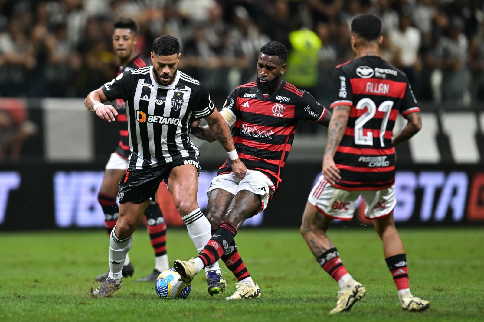 Nhận định soi kèo Flamengo vs Atletico Mineiro vào 06h00 ngày 14/11/2024 nhan-dinh-soi-keo-flamengo-vs-atletico-mineiro-vao-06h00-ngay-14-11-2024-1