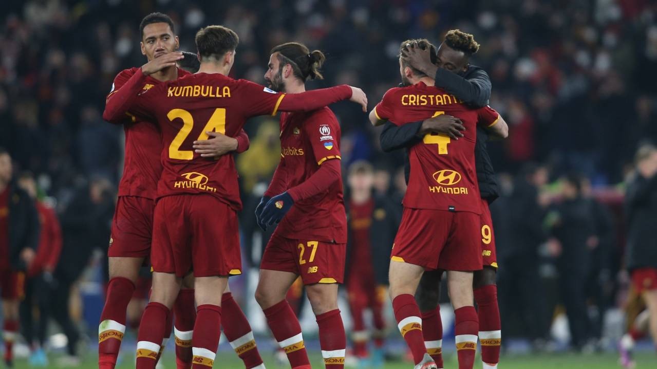 Nhận định soi kèo Union Saint Gilloise vs Roma lúc 00h45 ngày 8/11/2024 nhan-dinh-soi-keo-union-saint-gilloise-vs-roma-luc-00h45-ngay-8-11-2024-1