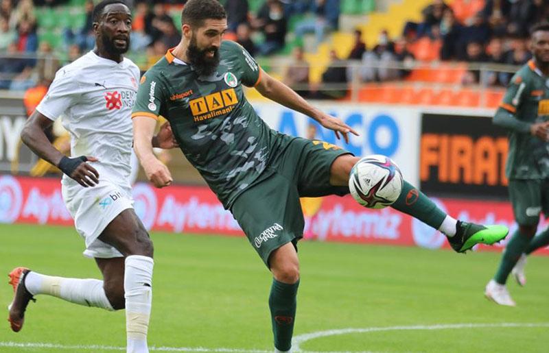 nhan-dinh-soi-keo-alanyaspor-vs-konyaspor-luc-00h00-ngay-04-01-2025