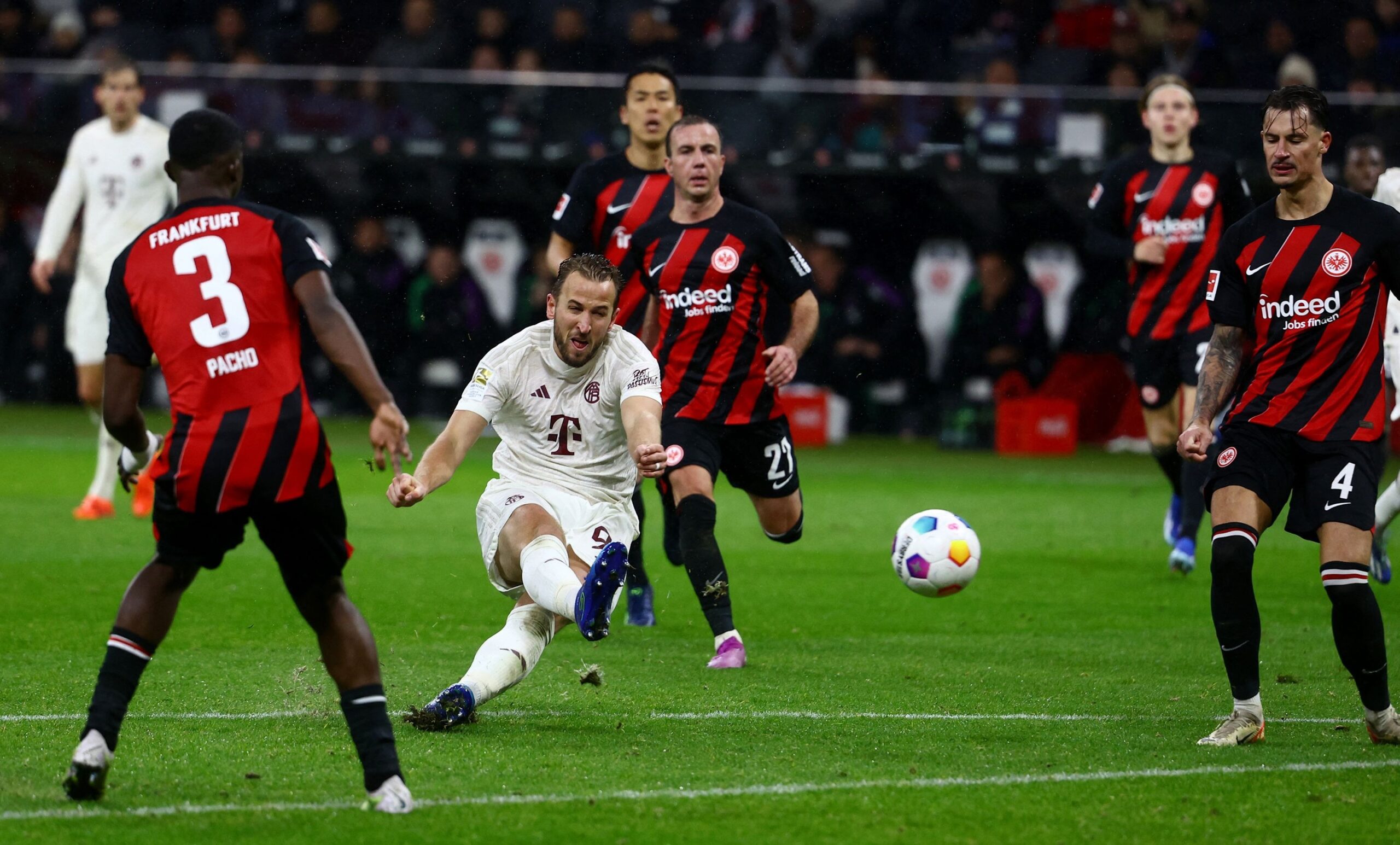 nhan-dinh-soi-keo-bayern-vs-frankfurt-luc-23h30-ngay-23-2-2025-1