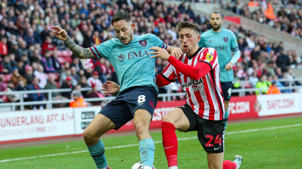 nhan-dinh-soi-keo-burnley-vs-sunderland-luc-21h00-ngay-23-8-2025