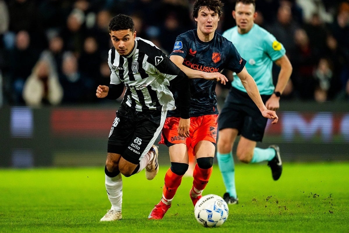 Nhận định soi kèo Utrecht vs Heracles lúc 21h45 ngày 10/8/2025 nhan-dinh-soi-keo-utrecht-vs-heracles-luc-21h45-ngay-10-8-2025-1