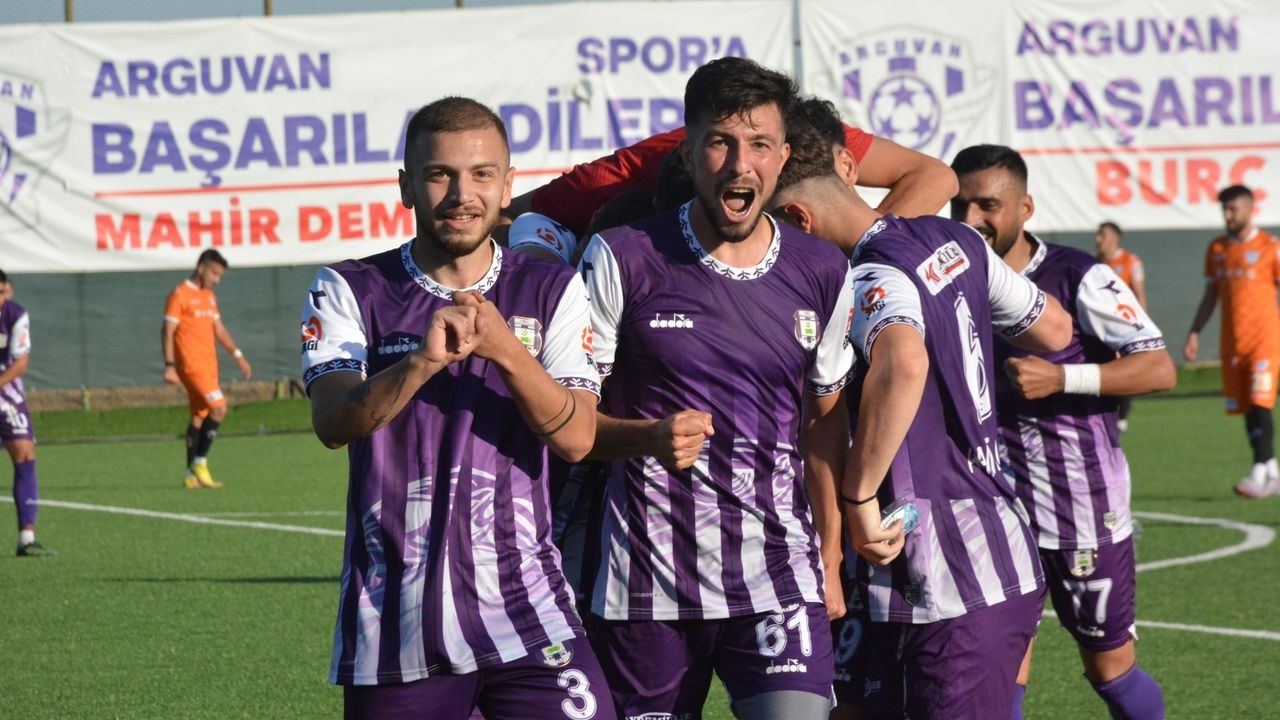Nhận định soi kèo Bulancakspor vs Hopaspor lúc 19h00 ngày 3/9/2025 nhan-dinh-soi-keo-bulancakspor-vs-hopaspor-luc-19h00-ngay-3-9-2025-1