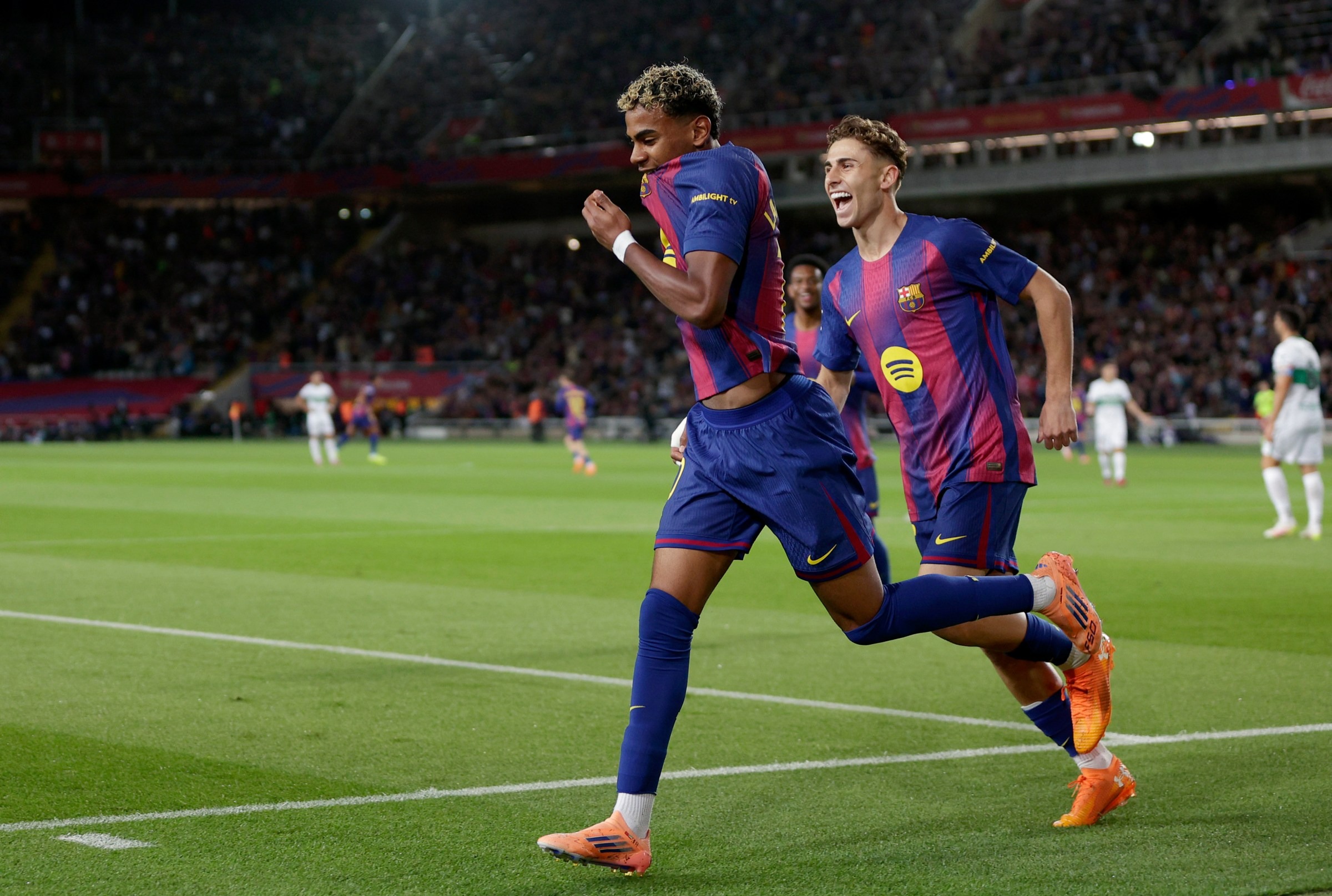 Nhận định soi kèo Elche vs Barcelona lúc 03h00 ngày 1/2/2025 nhan-dinh-soi-keo-elche-vs-barcelona-luc-03h00-ngay-1-2-2025-1